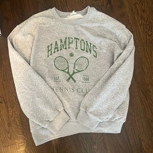 Hamptons 12 Pm Crewneck